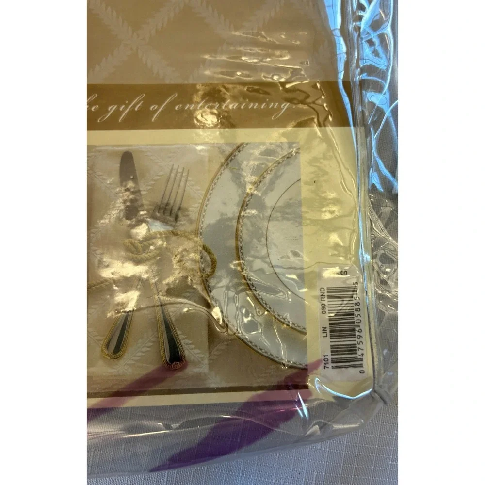 Lenox Laurel Leaf Linen Bundle 90
